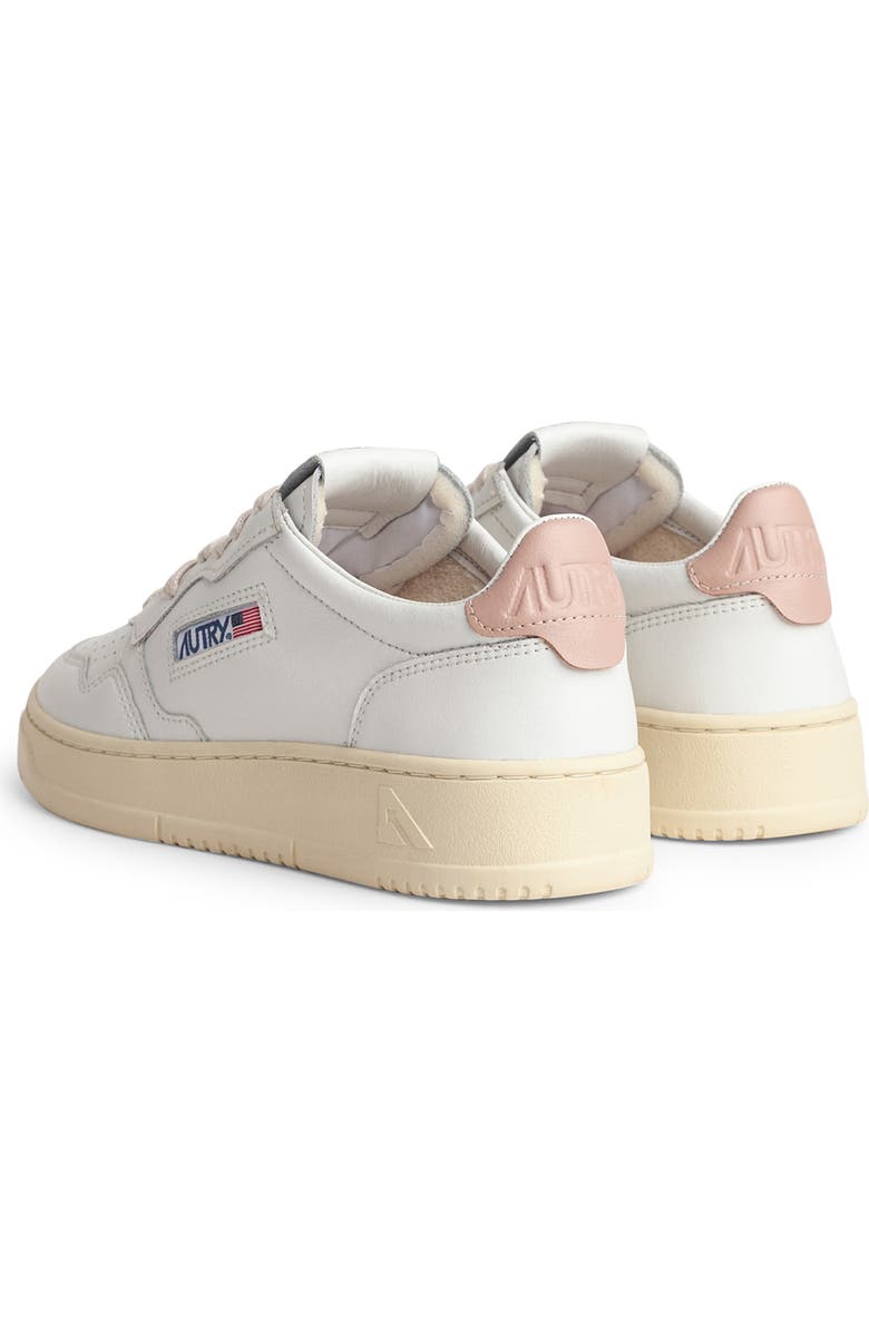 AUTRY Medalist Low Sneaker, Alternate, color, Leat/Leat Wht/Pink