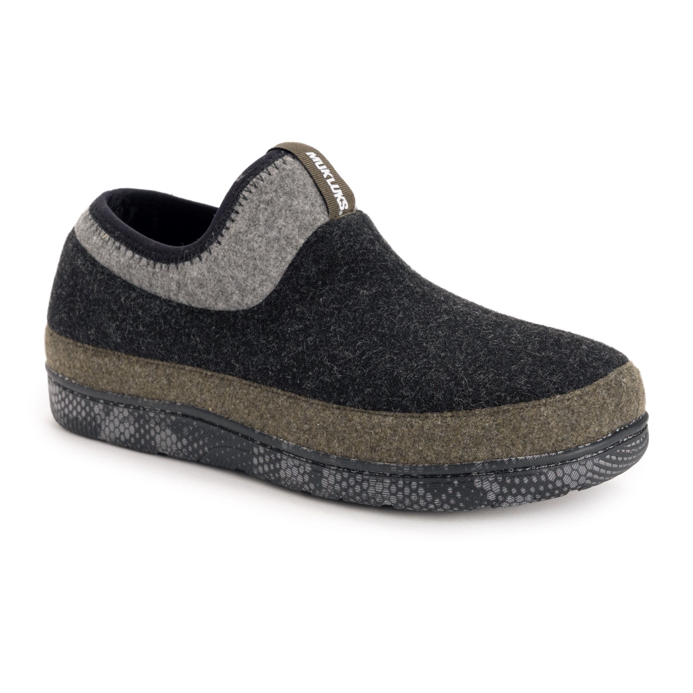 MUK LUKS Bennett Full Foot Slip on Slipper, Main, color, Black