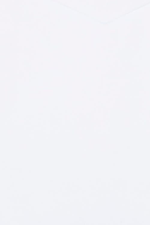 Helen Jon V-neck Pullover In White