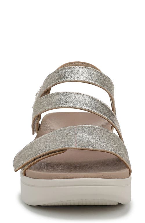 Vionic Sophia Strappy Platforn Wedge Sandal In Soft Gold