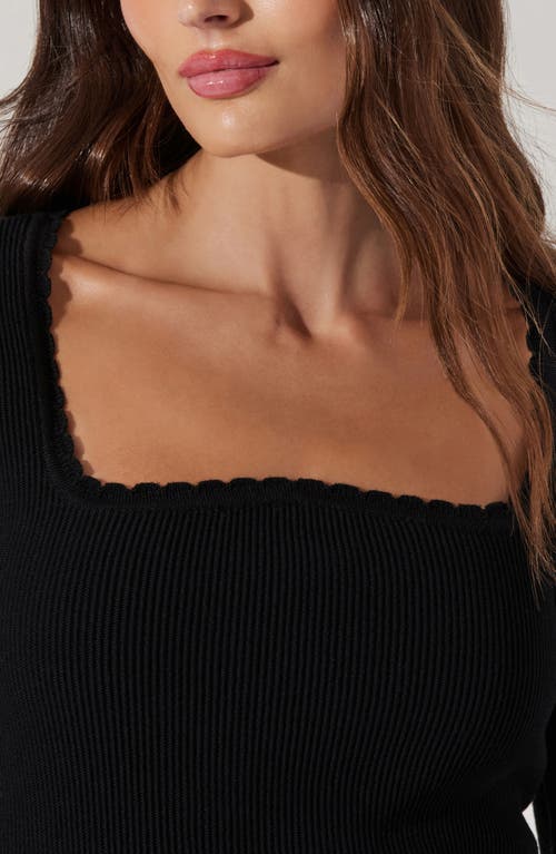 Astr The Label Scallop Trim Rib Top In Black