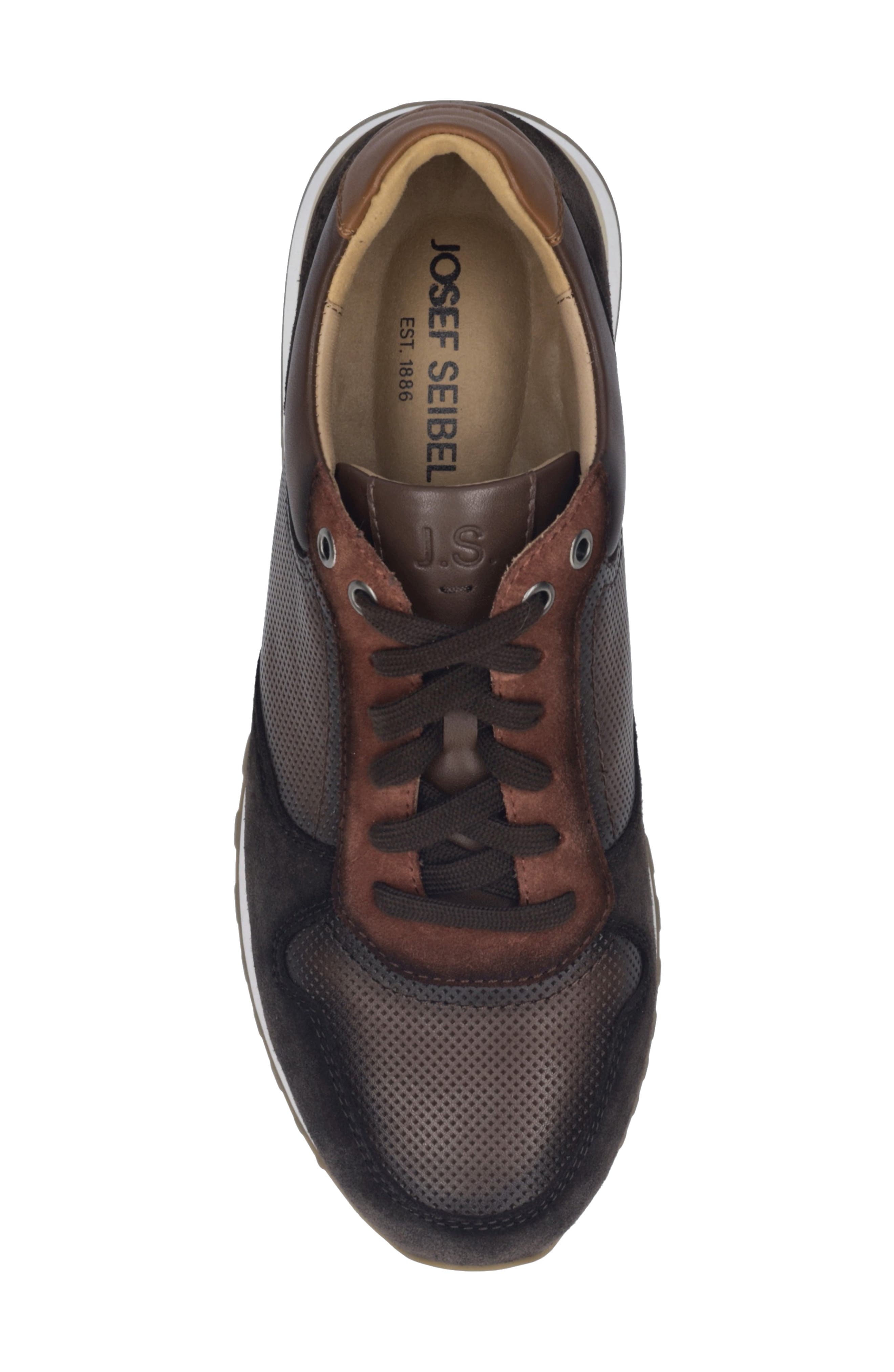 Axel 01 Leather Sneaker, Alternate, color, MORO