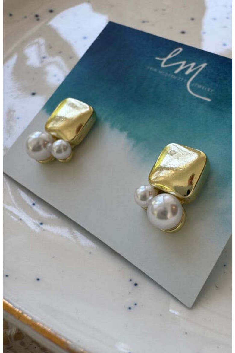 Pearl and Gold Studs, Alternate, color, Gold