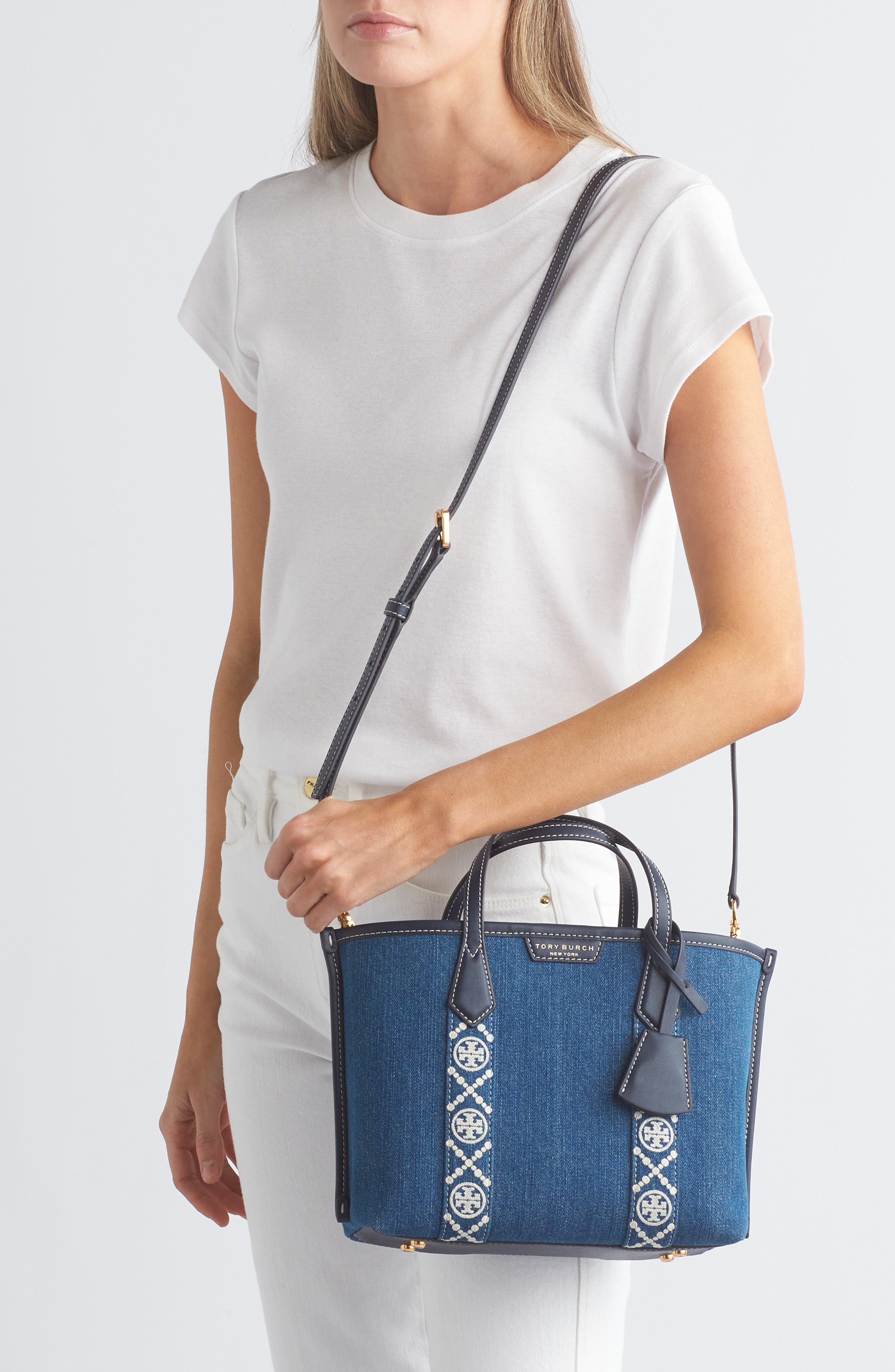 Tory Burch Perry Triple Compartment Denim Tote, Alternate, color, 