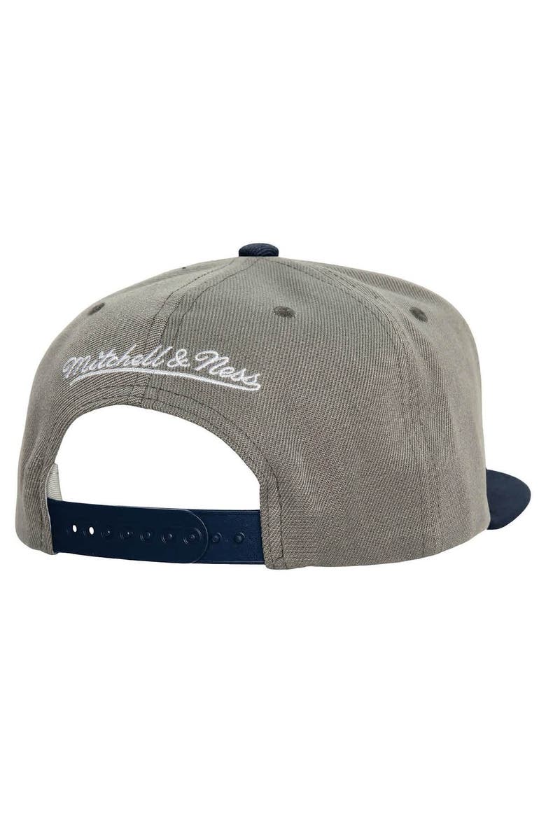 Mitchell & Ness Men's Mitchell & Ness Gray New York Yankees Cooperstown Collection Basic Flip Snapback Hat, Alternate, color, Gray