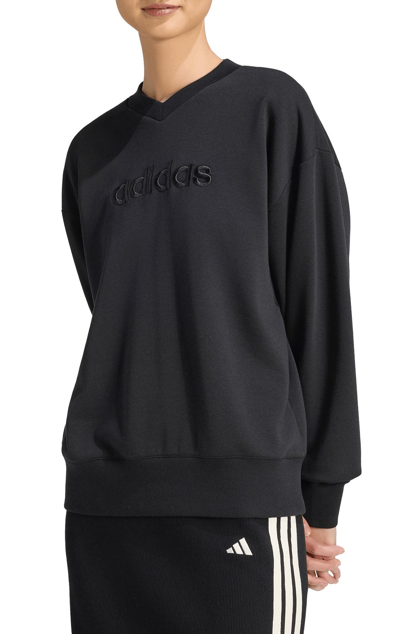 Logo Graphic Pullover Sweatshirt