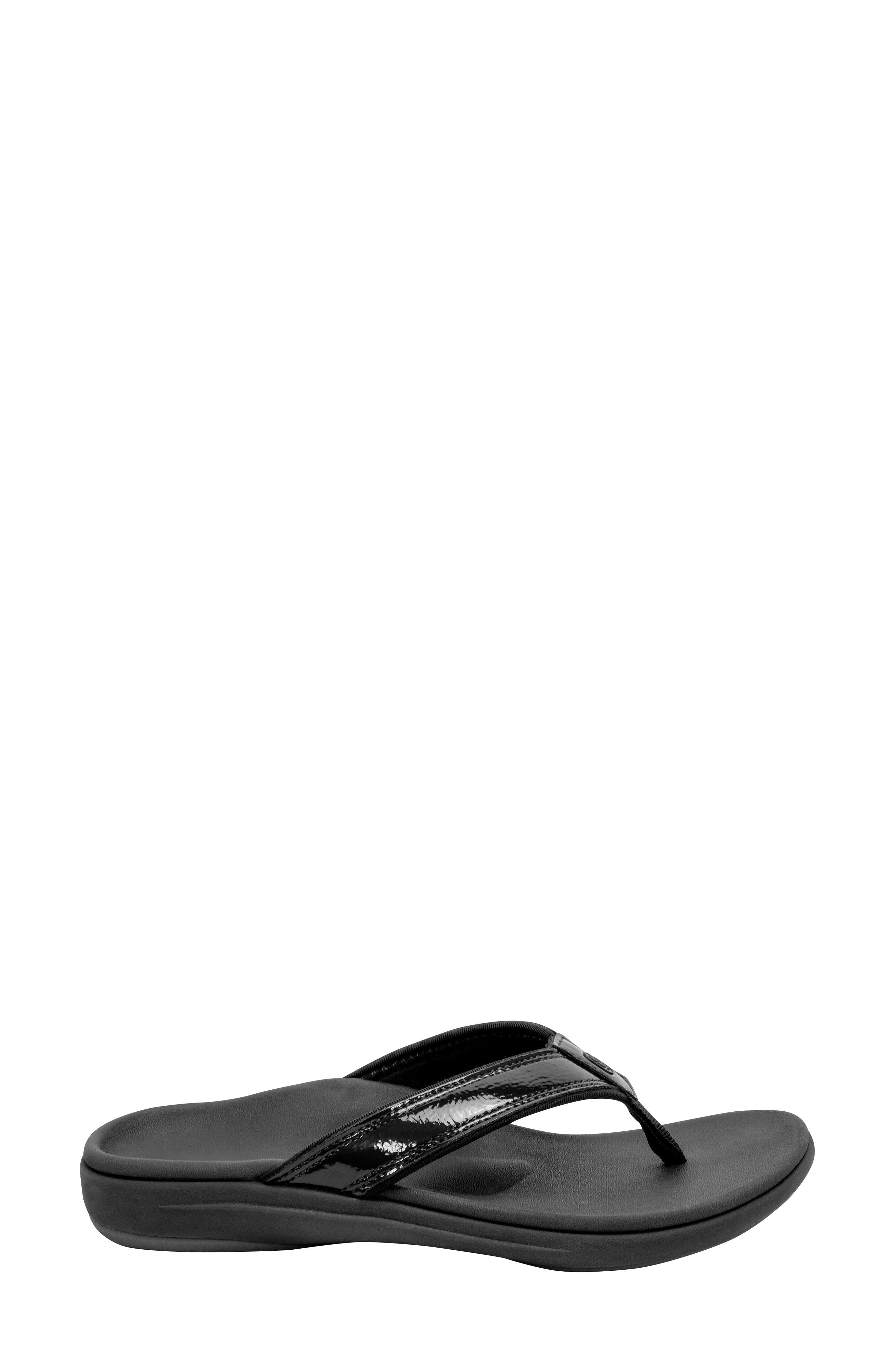 Revitalign Yumi Nuevo Orthotic Water Resistant Flip Flop, Alternate, color, Black