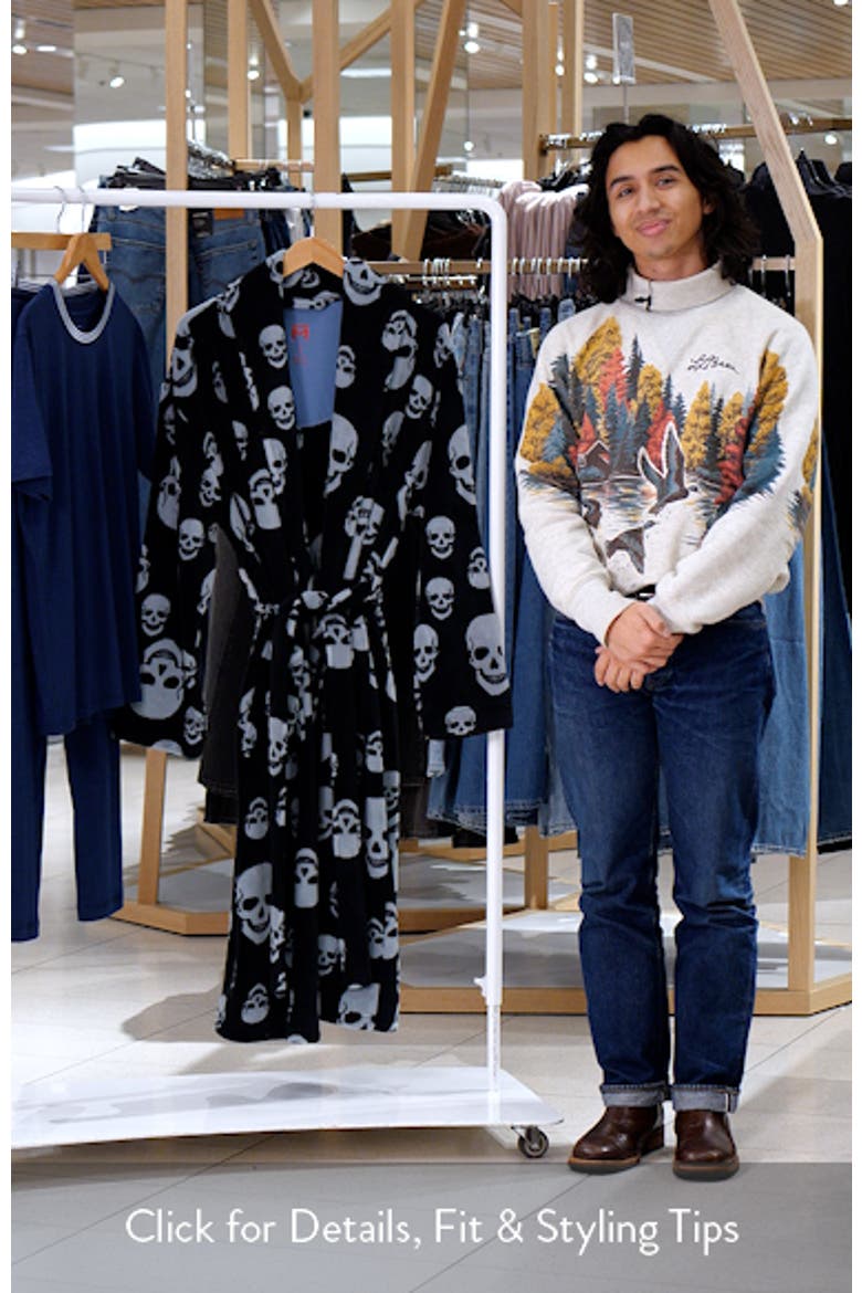 High Note Skull Print Plush Shawl Robe video