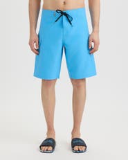 Salt Life Stealth Bomerz Microfiber Boardshort