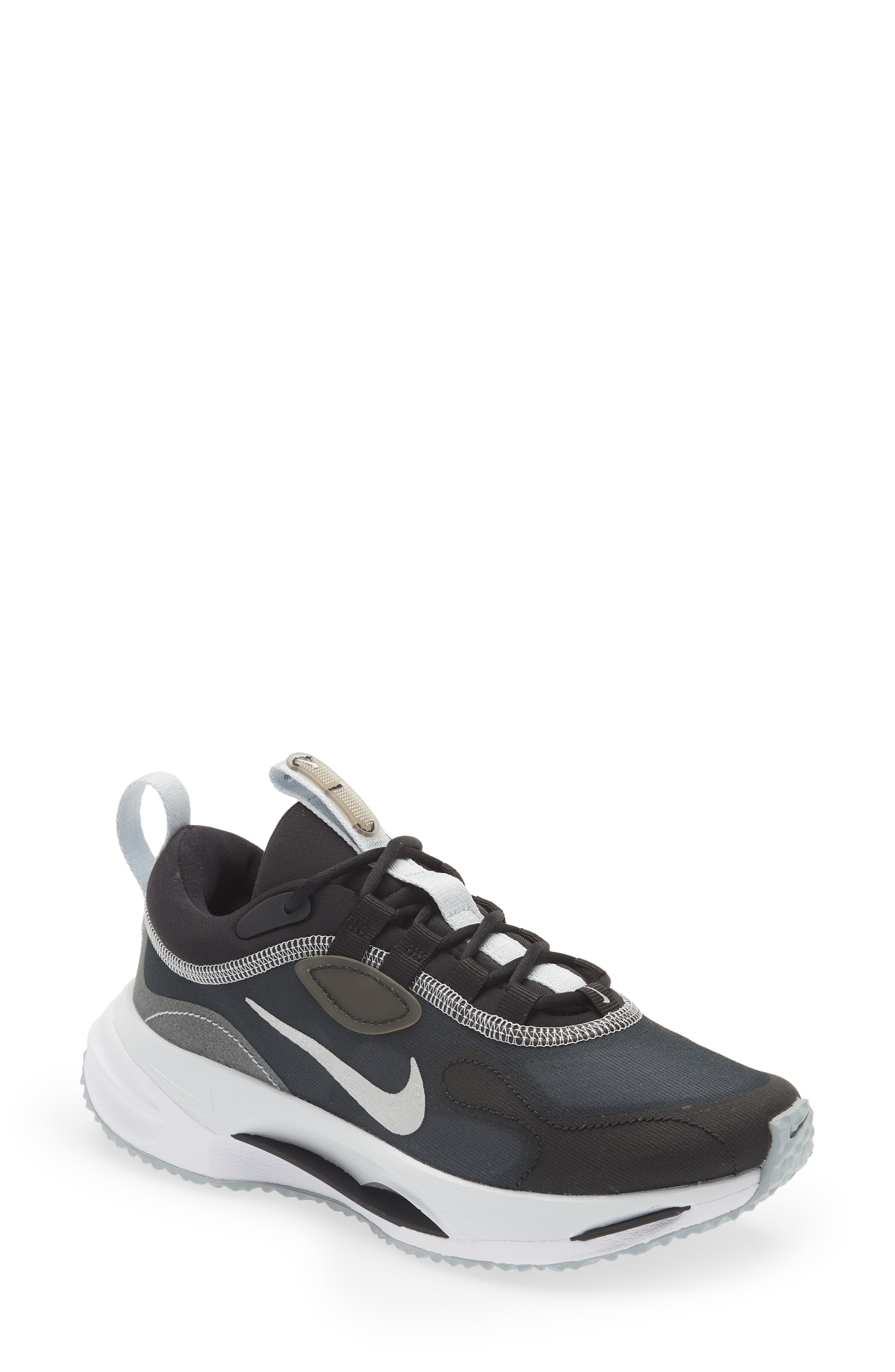Nike Spark Sneaker