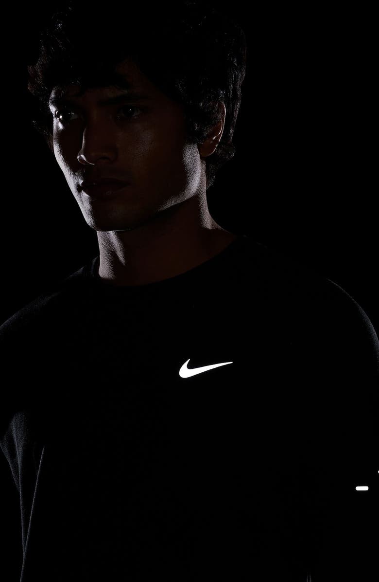 Nike Stride Dri-FIT Long Sleeve Waffle Crewneck Running Shirt, Alternate, color, Black/ Reflective Silv