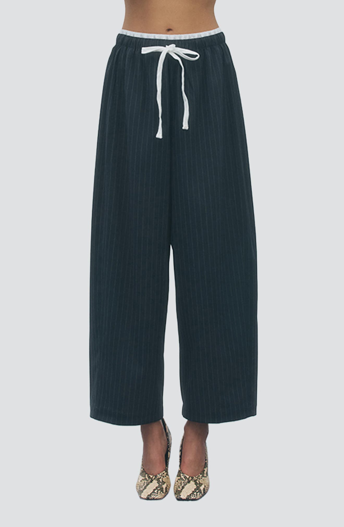 selected NAVY WHITE