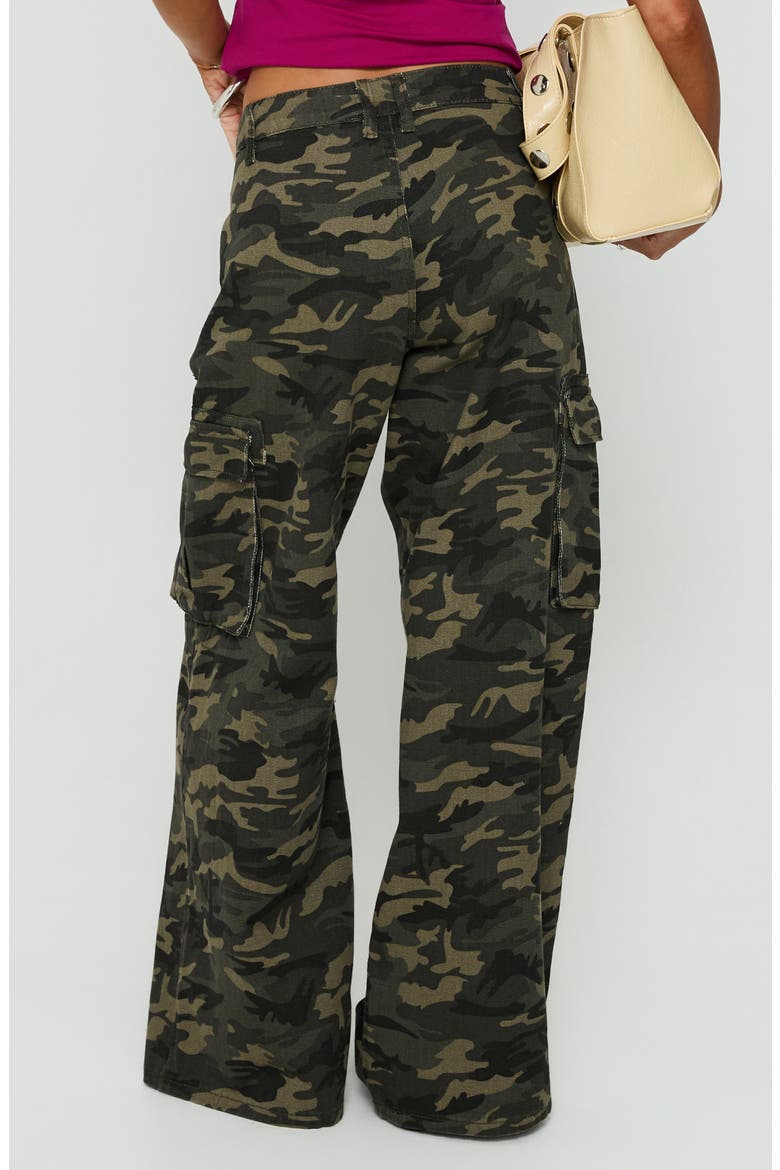 Hudsen Camouflage Low Rise Baggy Wide Leg Cargo Pants, Main, color, CAMO