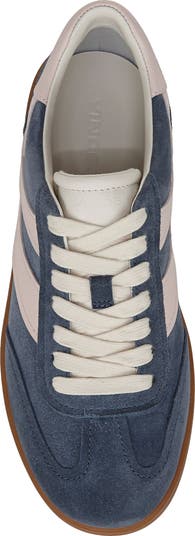 Oasis Sneaker