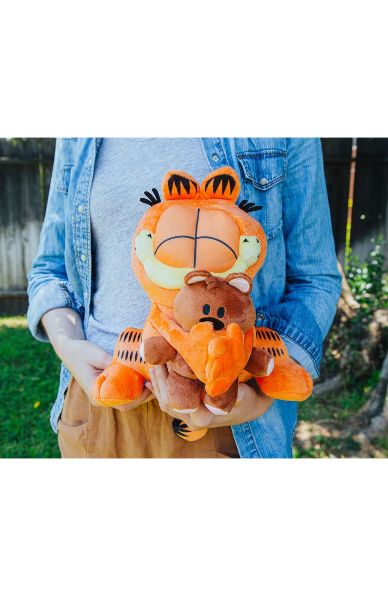 Toynk Garfield Holding Pooky 12-Inch Collector Plush, Alternate, color, Orange
