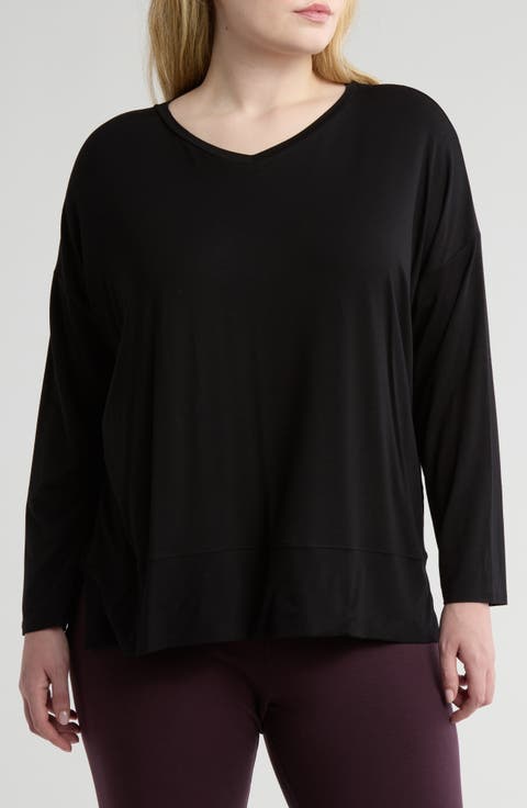 Boxy V-Neck Top (Plus)