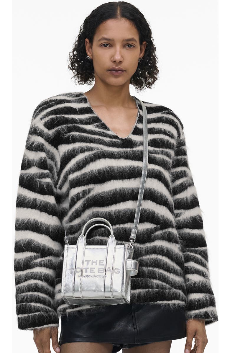 Marc Jacobs The Crossbody Metallic Leather Tote, Alternate, color,