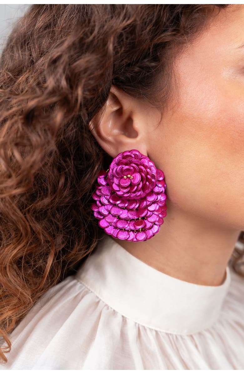 LOTT.gioielli CE SQ Sequin Fan-Shaped Flower L - Metallic Fuchsia, Alternate, color, Metallic Fushia