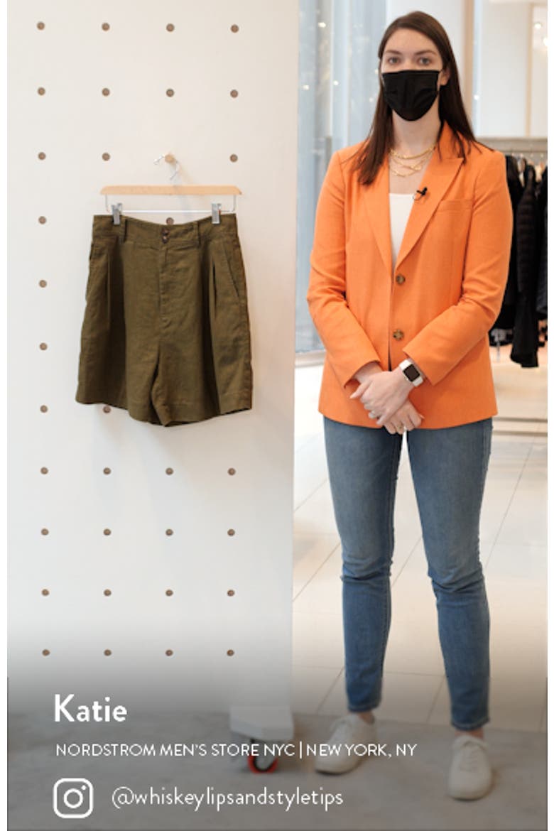 Long Pleated Linen Shorts video