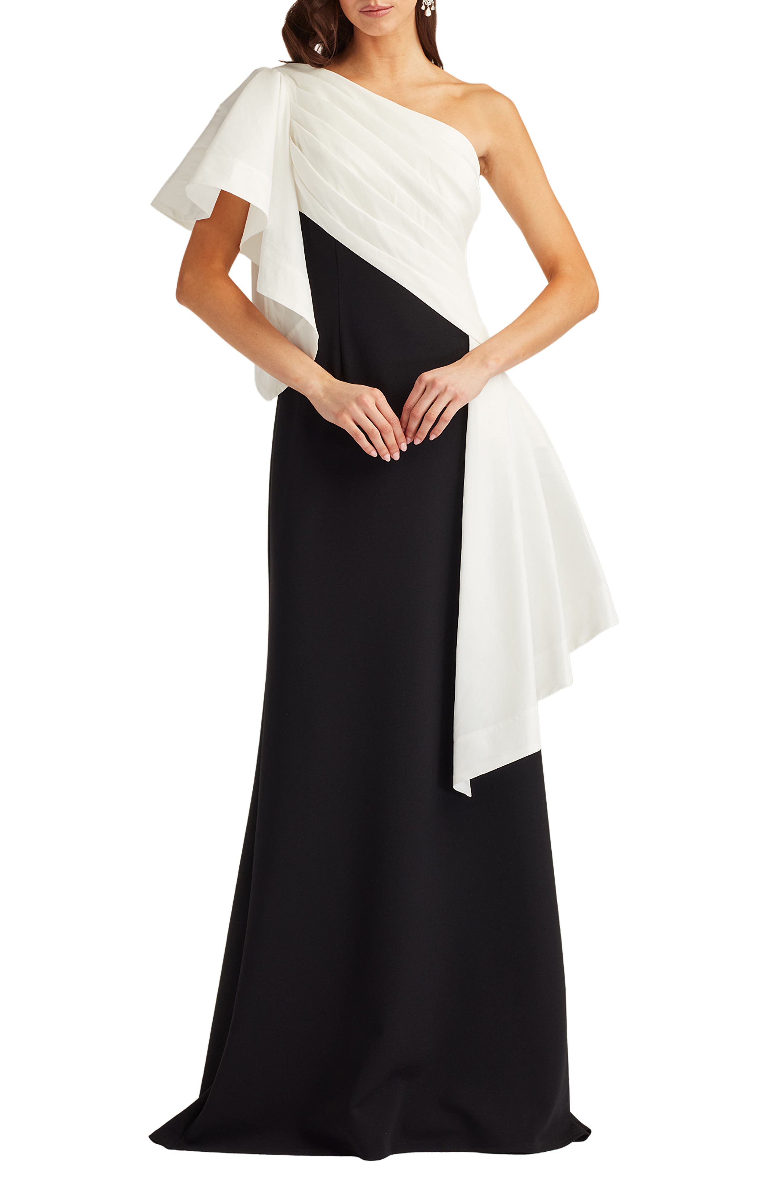 selected WHITE/ BLACK