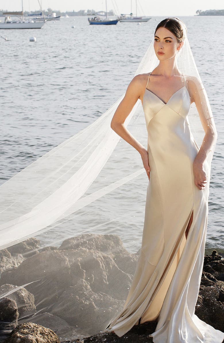 Toni Federici Abracadabra Swarovski Imitation Pearl Chapel Veil, Main, color,