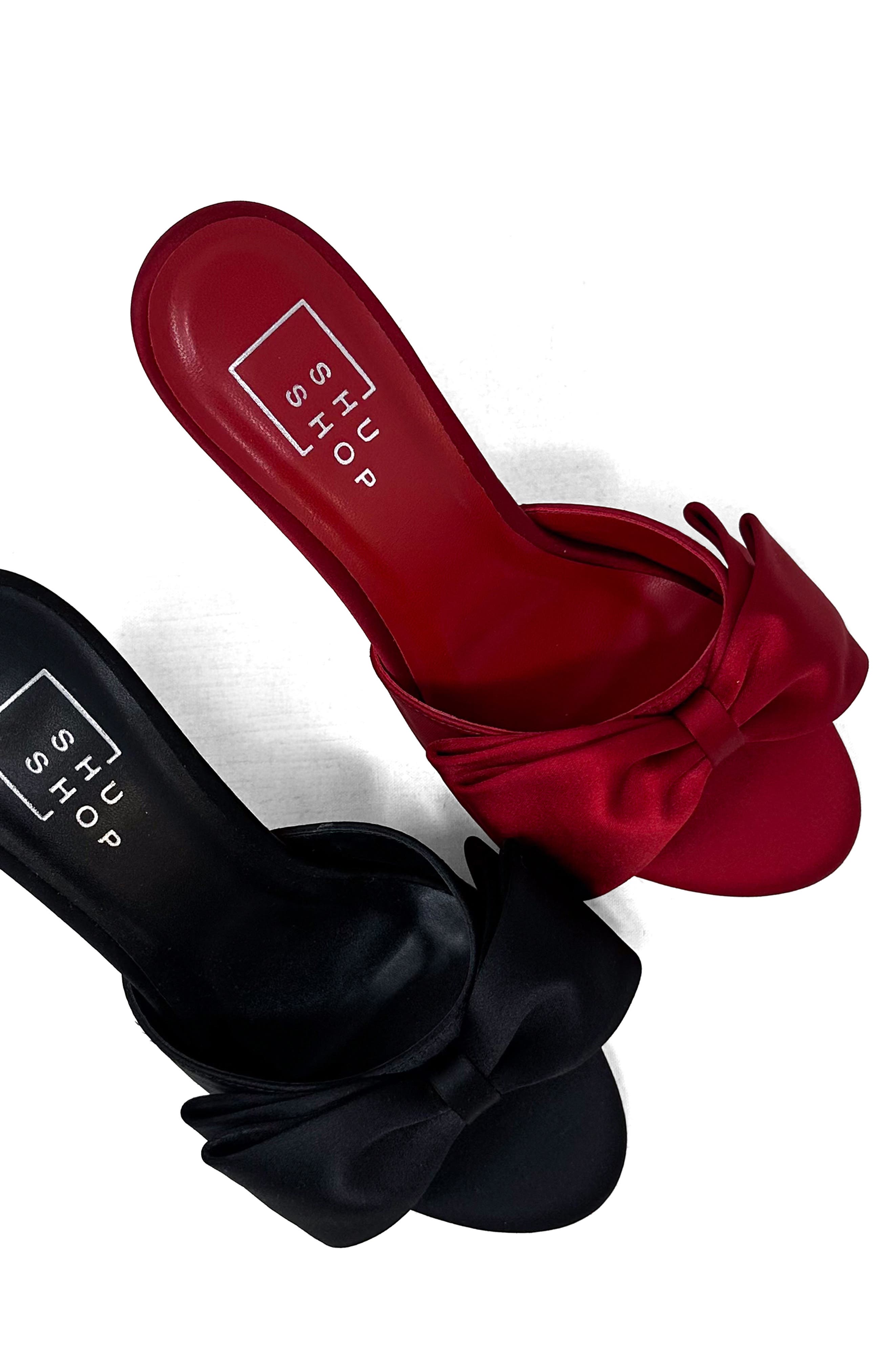 Elena Sandal, Alternate, color, RED