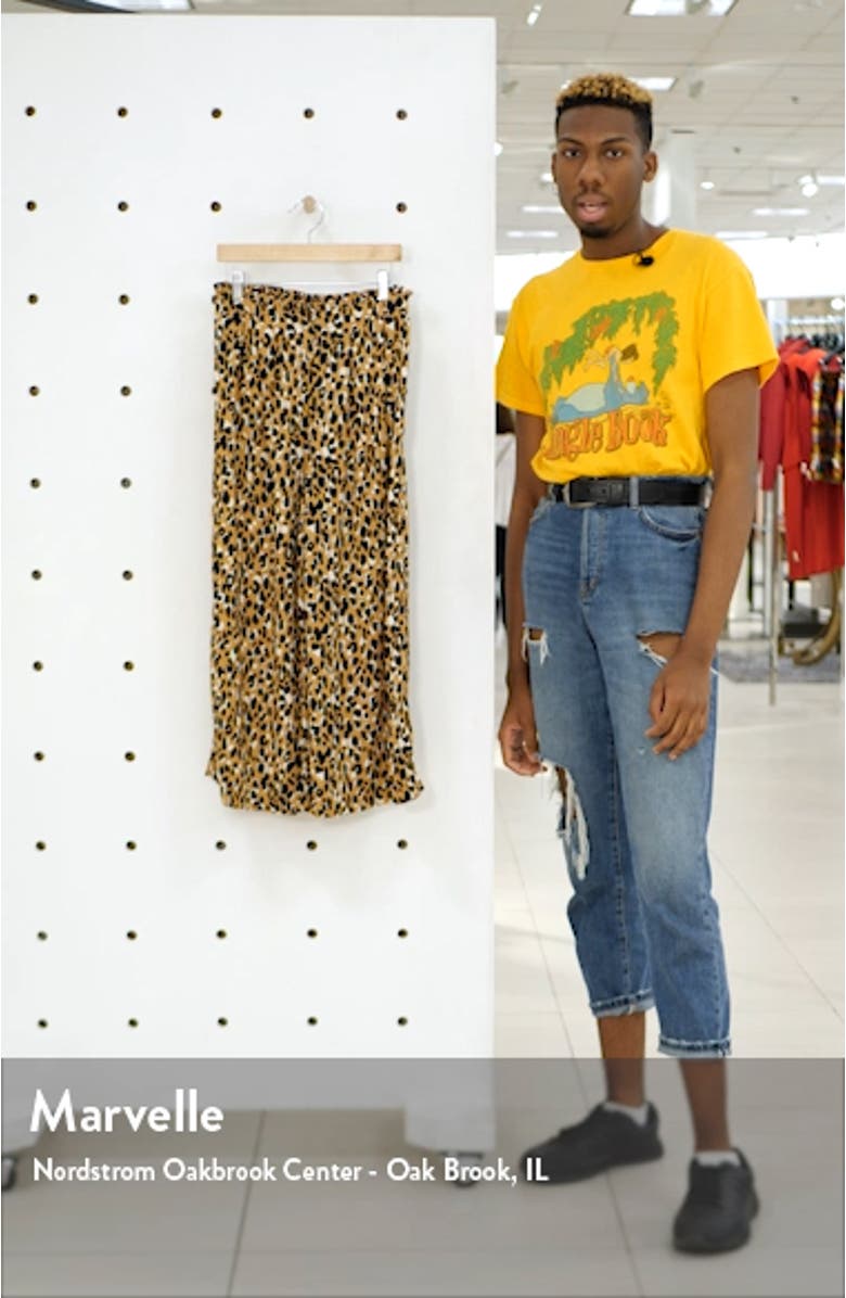 Print Paperbag Waist Pants, sales video thumbnail