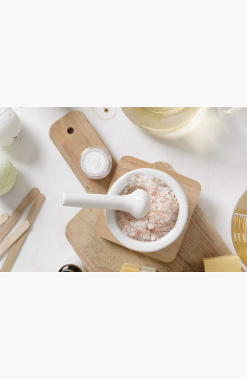 Lizush Cbd Lavender Natural Bath Salt Soak With Cbd Made With Dead Sea Epsom And Himalayan Salts