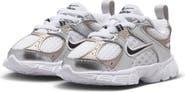 Nike Kids' V5 RNR Sneaker