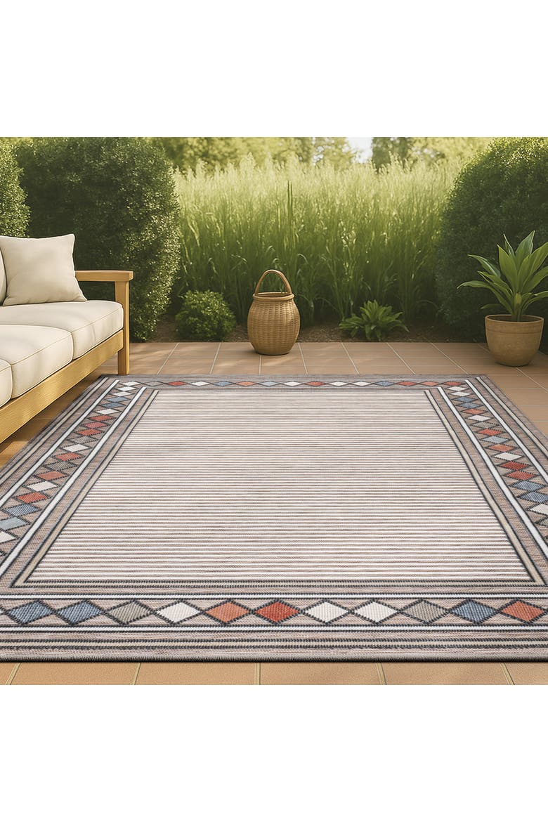 JONATHAN Y Sebastian High-Low Modern Diamond Border Indoor/Outdoor Area ...