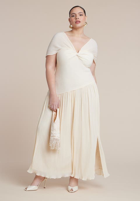Twist Detail Pleated Chiffon Dress (Plus)