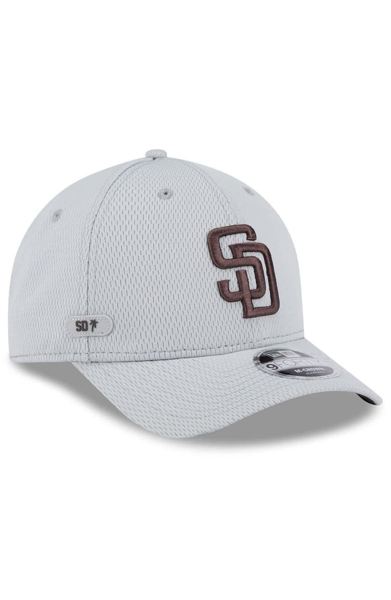 New Era Men's New Era Gray San Diego Padres 2025 MLB Clubhouse 9FORTY M-Crown Adjustable Hat, Main, color,