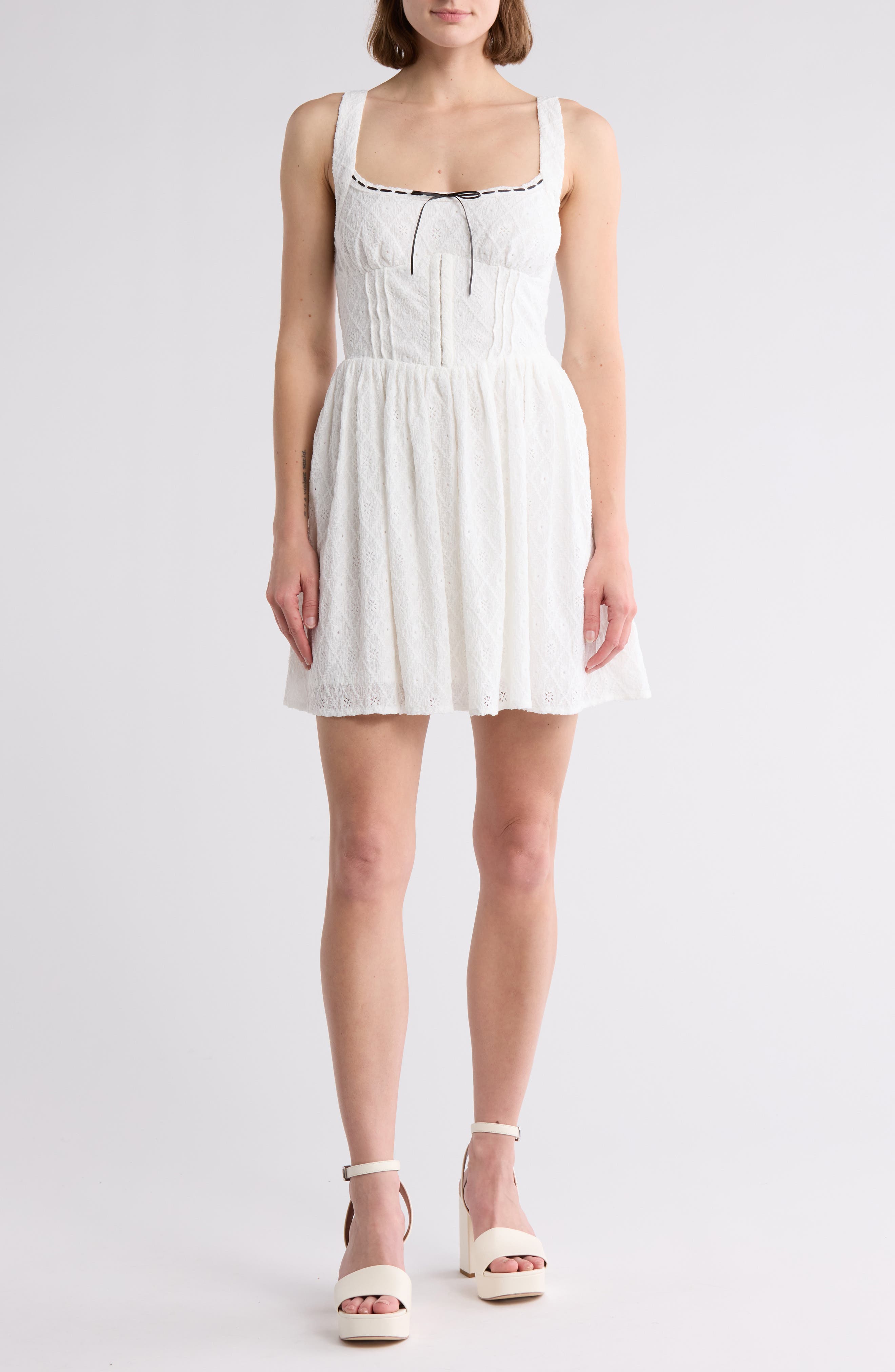 Lush Contrast Bow Eyelet Dress