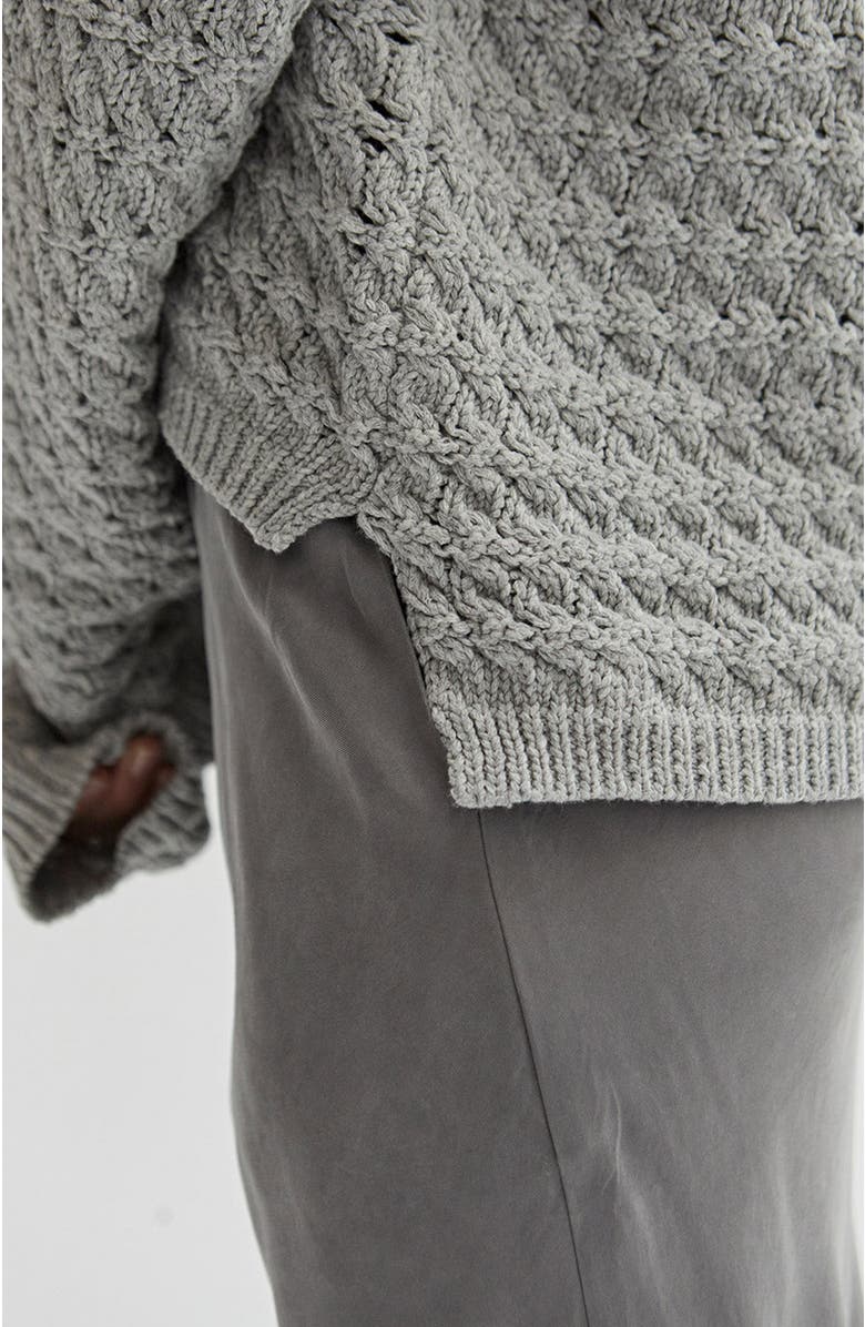 CRESCENT Textured V-Neck Cardigan Top, Alternate, color, 