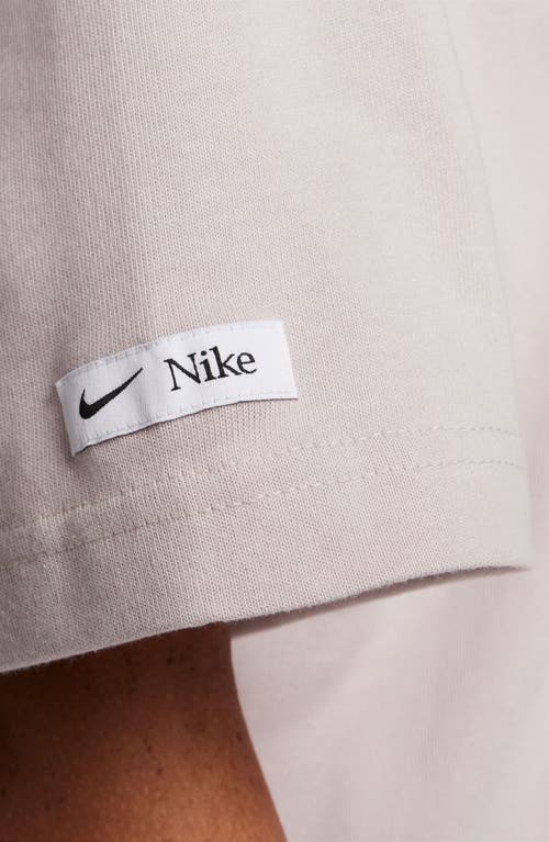 Nike Classics Cotton Boxy Graphic T-shirt