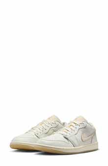 Air Jordan 1 Low SE Basketball Sneaker