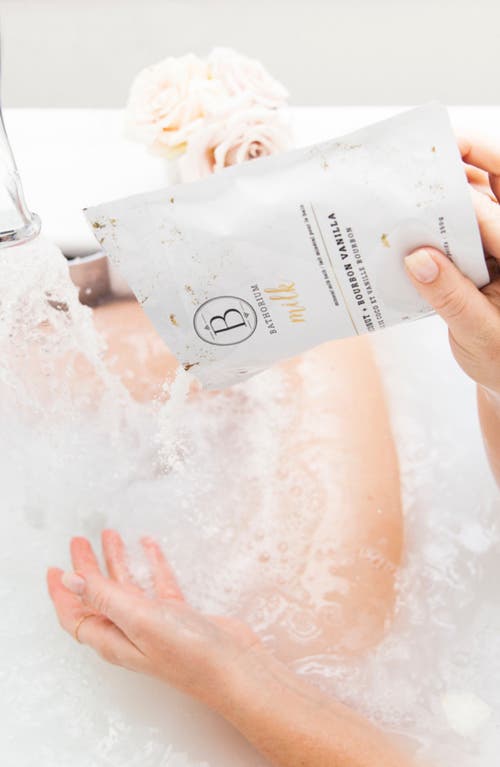 Bathorium Milk Mineral Bath Soak In No Color