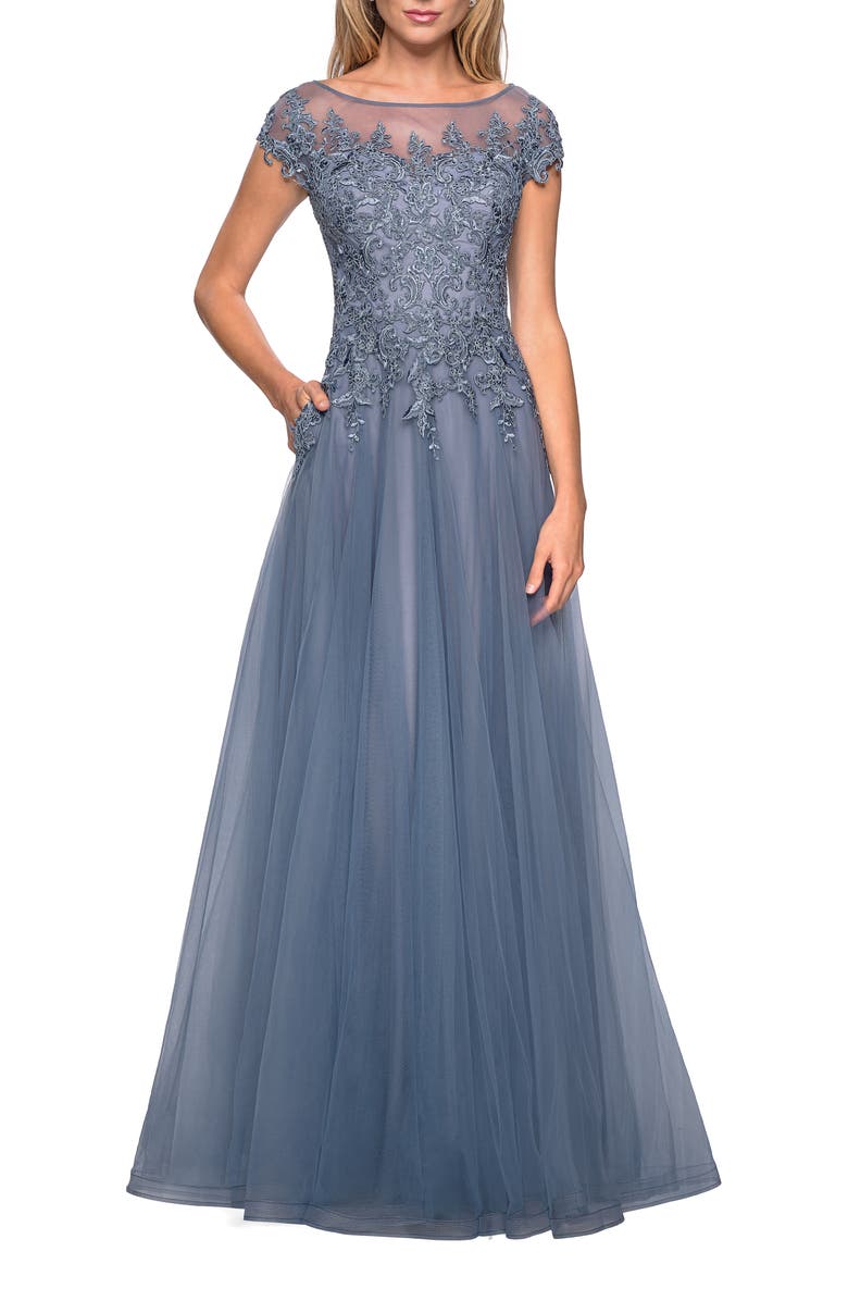 La Femme Long Tulle Gown with Lace Bodice and Pockets, Main, color, Smoky Blue