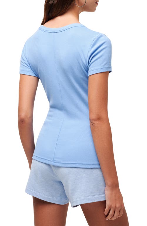 Travismathew Come Alive Rib U-neck T-shirt In Blue