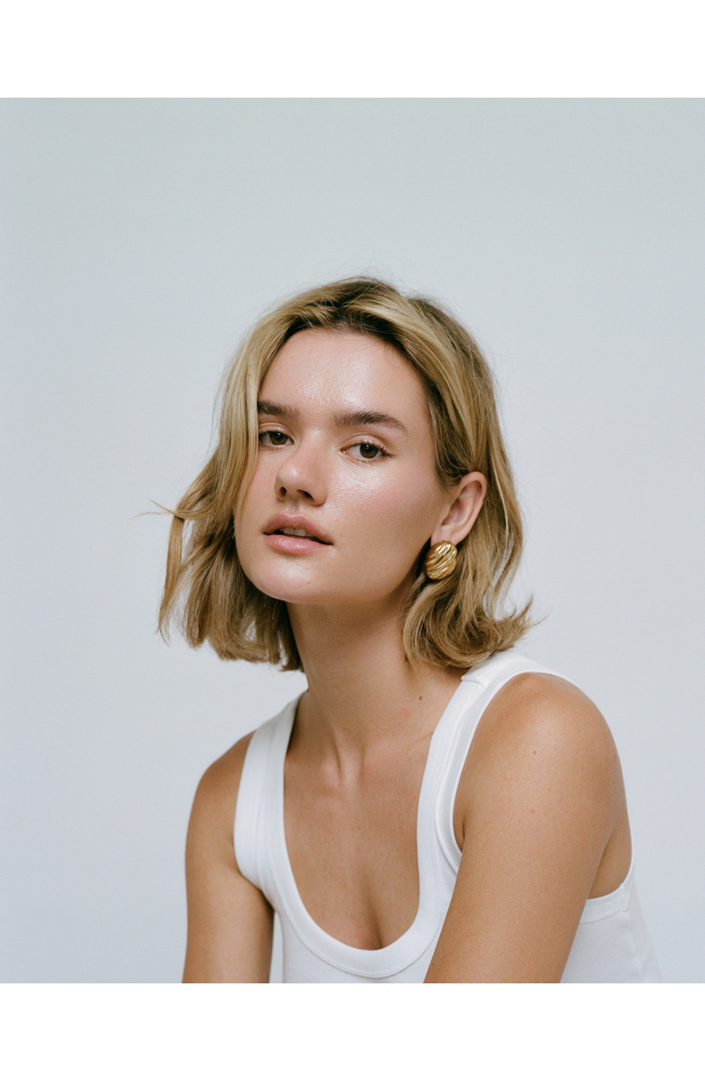 HEAVEN MAYHEM Hive Earrings, Alternate, color, Gold