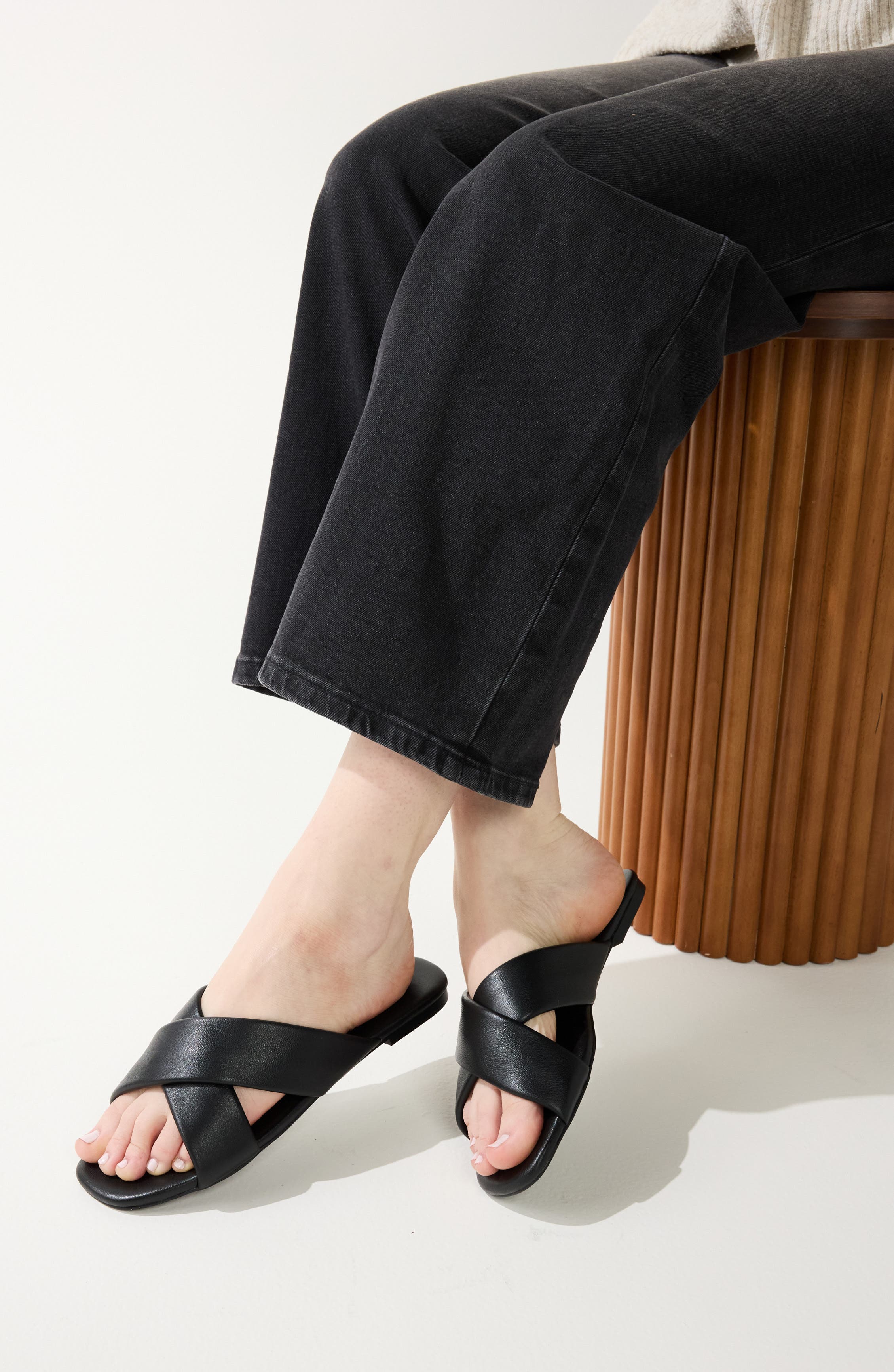 Yosi Samra Delancey Slide Sandal, Alternate, color, Black