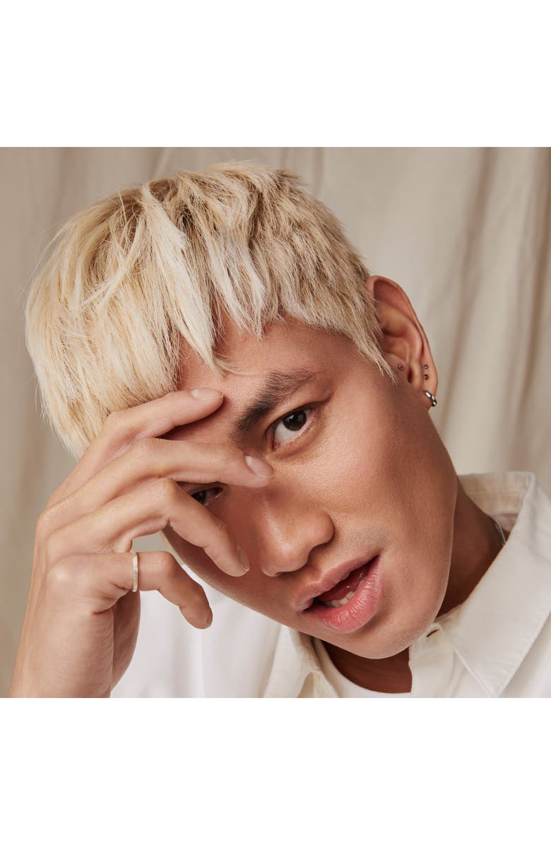 Bumble and bumble. Illuminated Blonde Shampoo, Alternate, color,