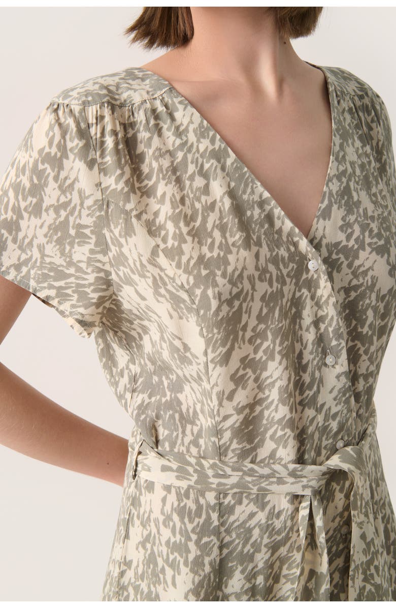 Soaked in Luxury SLSylvia V-neck Short Sleeve Belt Dress, Alternate, color, Shadow Drop Print