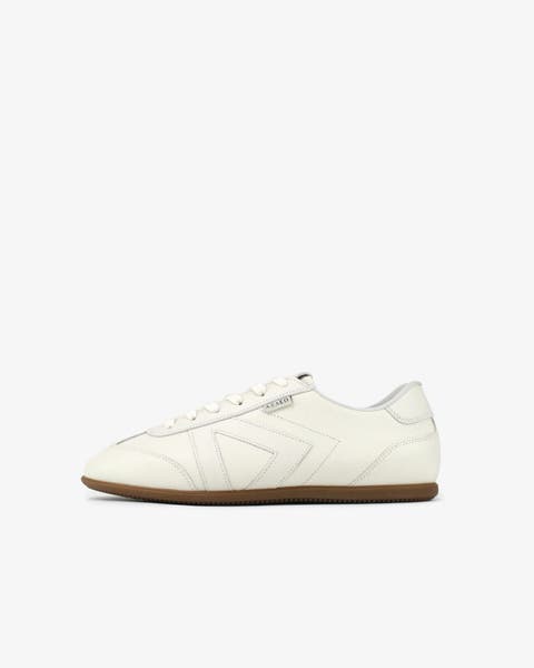 Iris Streamlined Low-Top Sneaker