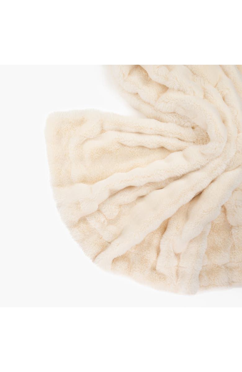 Prince of Scots Southampton Home Cloud Throw, Alternate, color, Champagne Mist