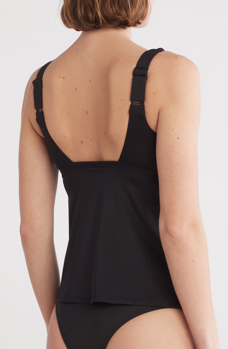 Nike Scoop Neck Athletic Tank Top, Alternate, color, Black