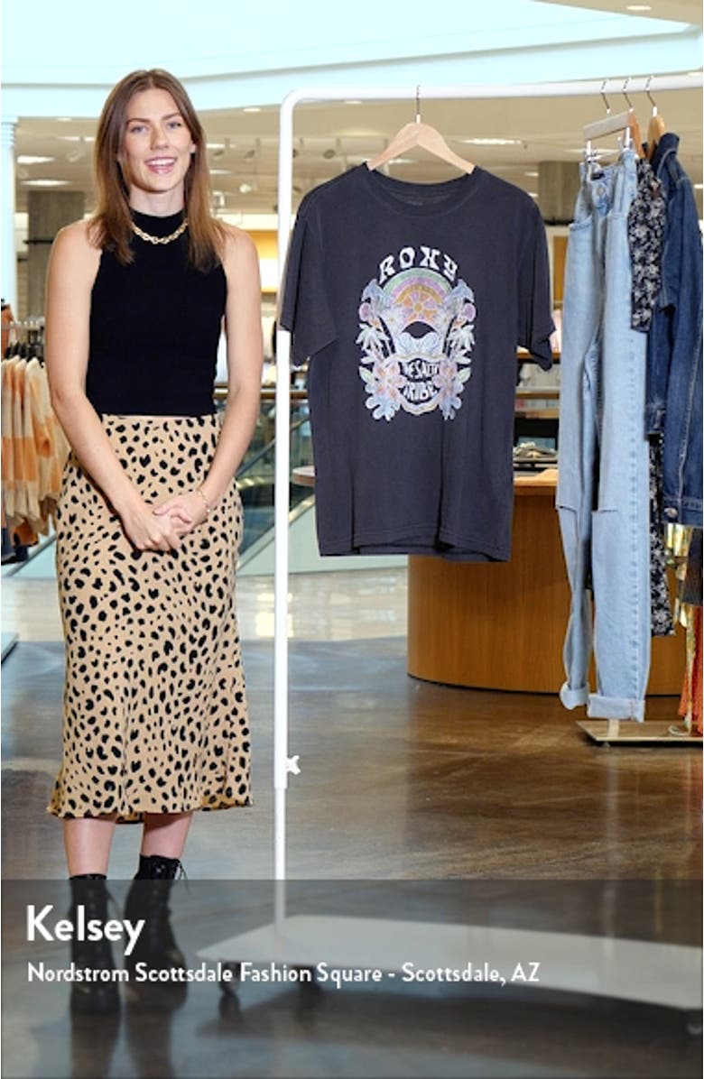 To the Sun Graphic T-Shirt, sales video thumbnail