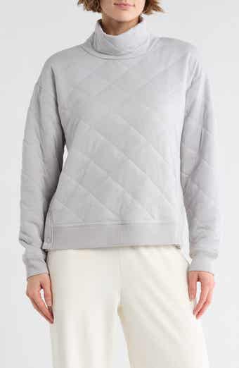 YOGALICIOUS Summit Chic Quilted Sweatshirt