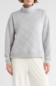 YOGALICIOUS Summit Chic Quilted Sweatshirt
