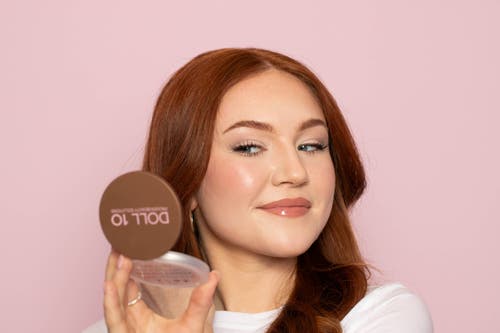 Doll 10 Beauty Fresh Squeezed Vitamin Infused Solid Serum Bronzer In Bronze